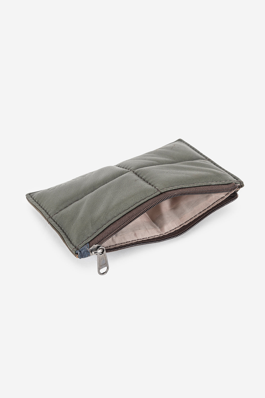 Abelardo Pochette Quilted flat Gray ABELARDO DE MODA