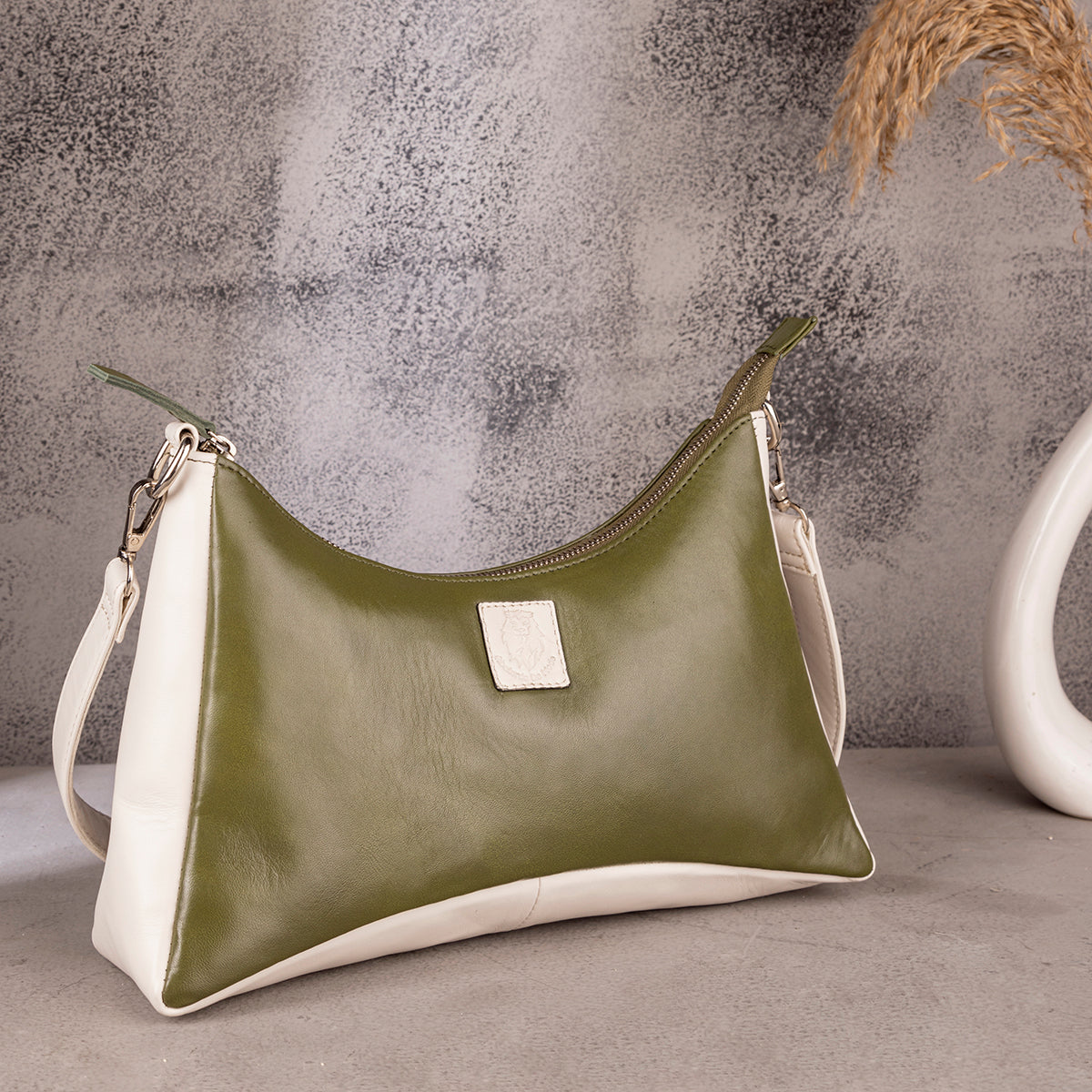 Abelardo Maria Olive/White Hobo Bag ABELARDO DE MODA