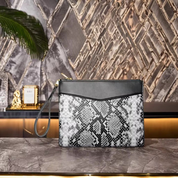 Hugo Black Luxury Leather Laptop Sleeve – Premium Leather Case for MacBook & Laptop 13"-16")