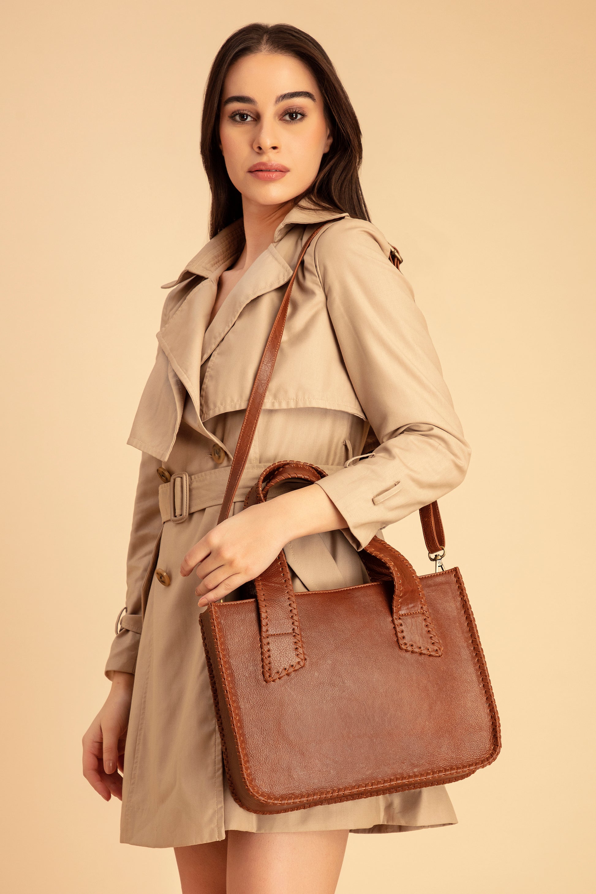 Abelardo Paloma Brown Tote Bag Abelardo de moda