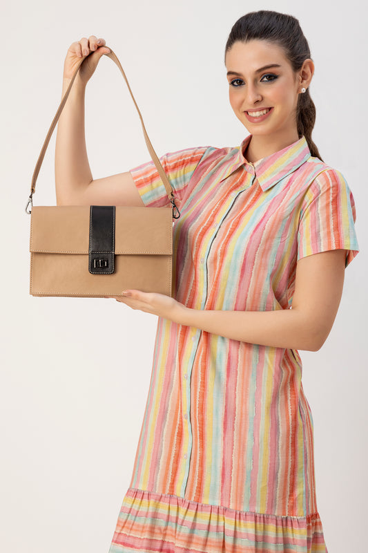 Abelardo Valencia Beige & Black Shoulder Bag Abelardo de moda