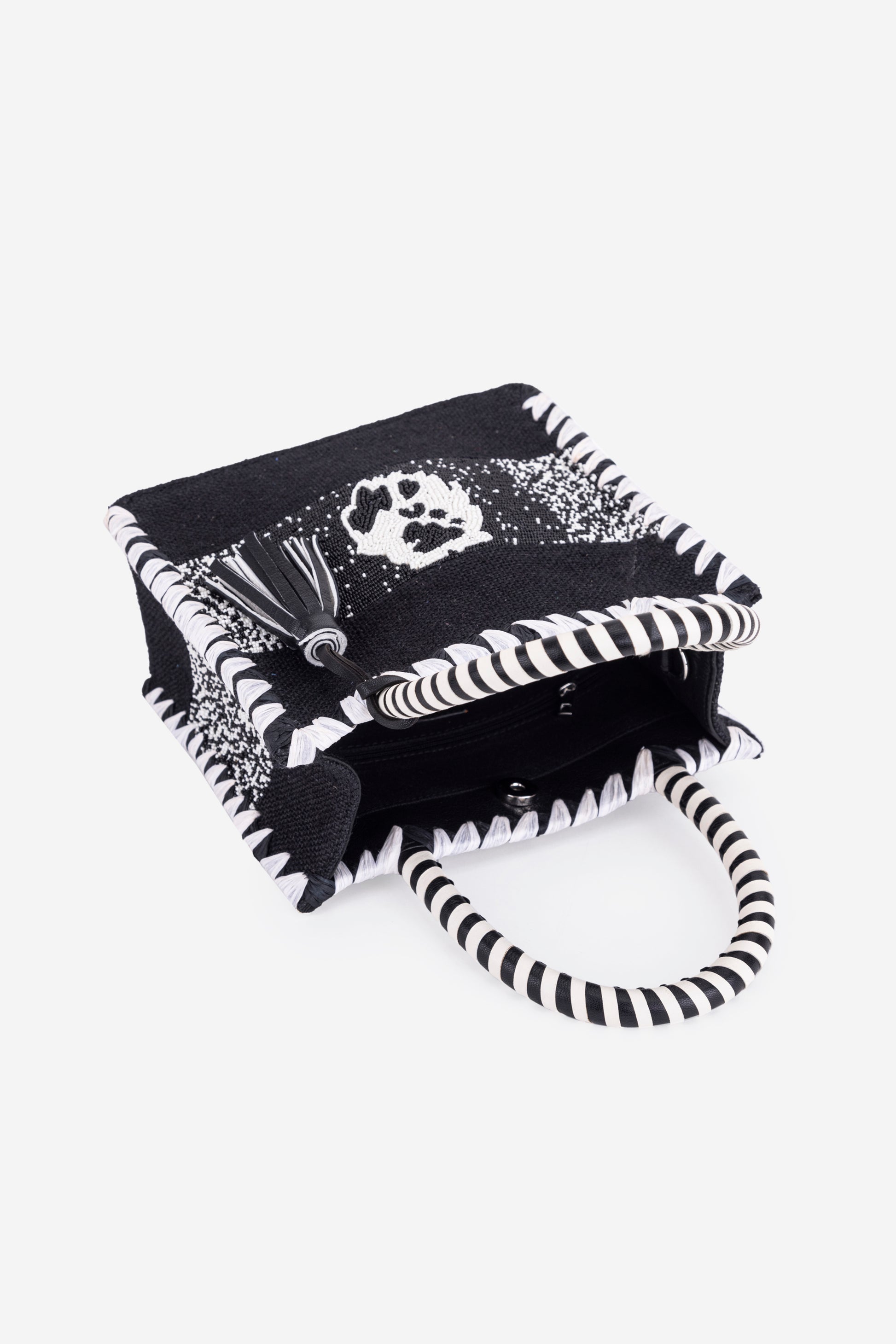 ECO-CONSCIOUS ARIES BLACK/WHITE HANDBAG ABELARDO DE MODA