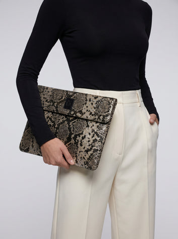 HEBI Luxury Leather Laptop Sleeve for MacBook & Laptops – Premium Protection Case for 14” & 16” Devices